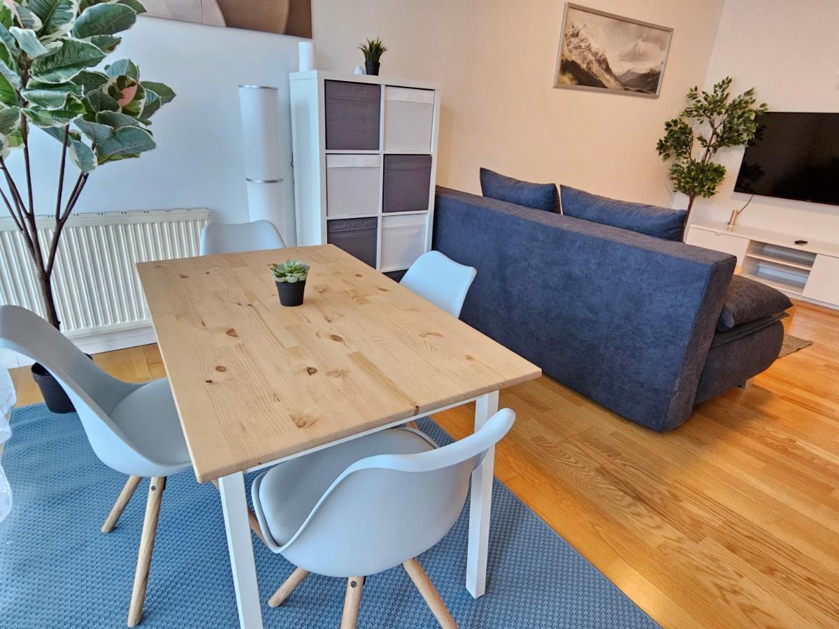 דירות וינה City Oasis With Brand-New Kitchen 1Br מראה חיצוני תמונה